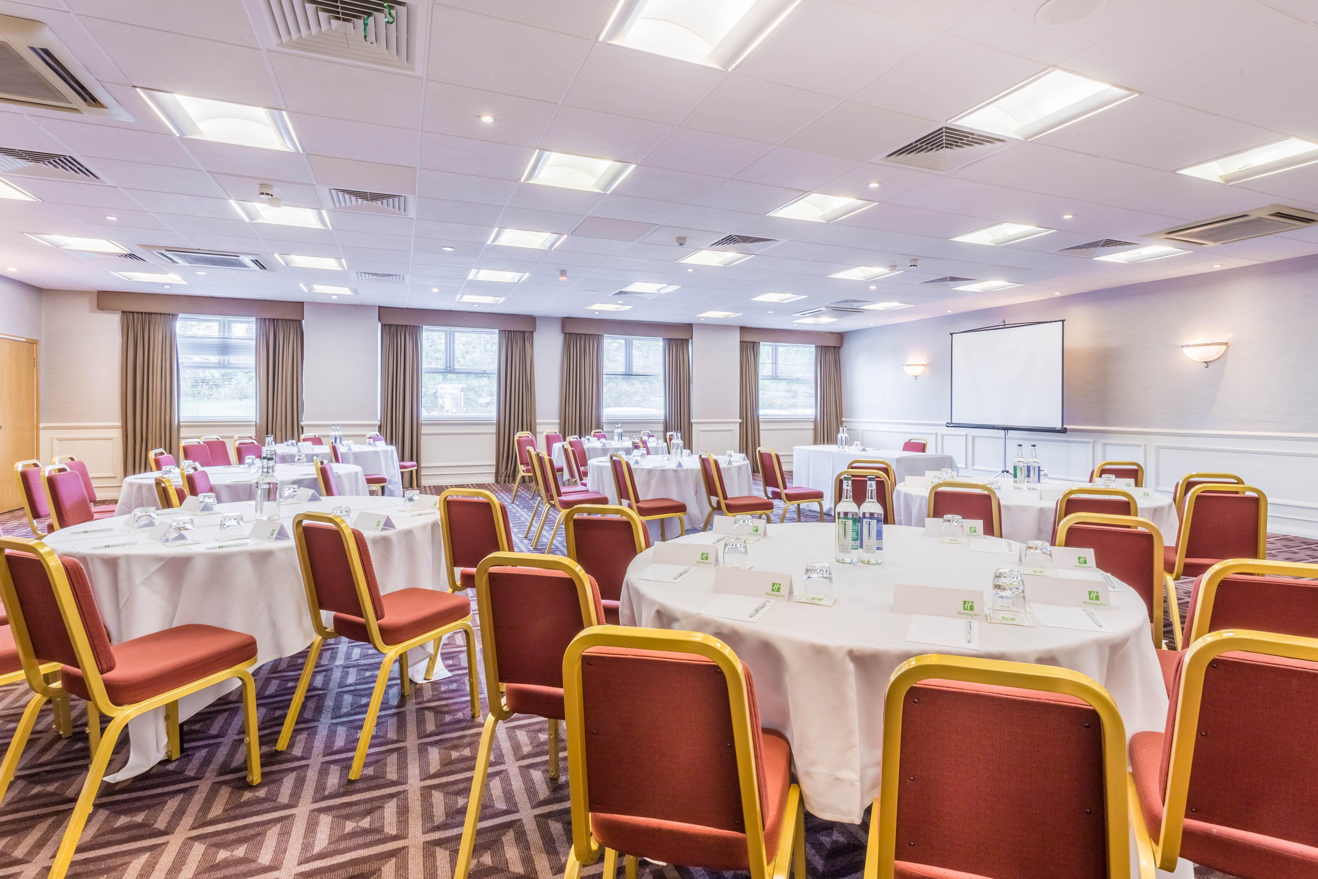 Holiday Inn Newcastle Gosforth Park By Ihg Seaton Burn Bagian luar foto