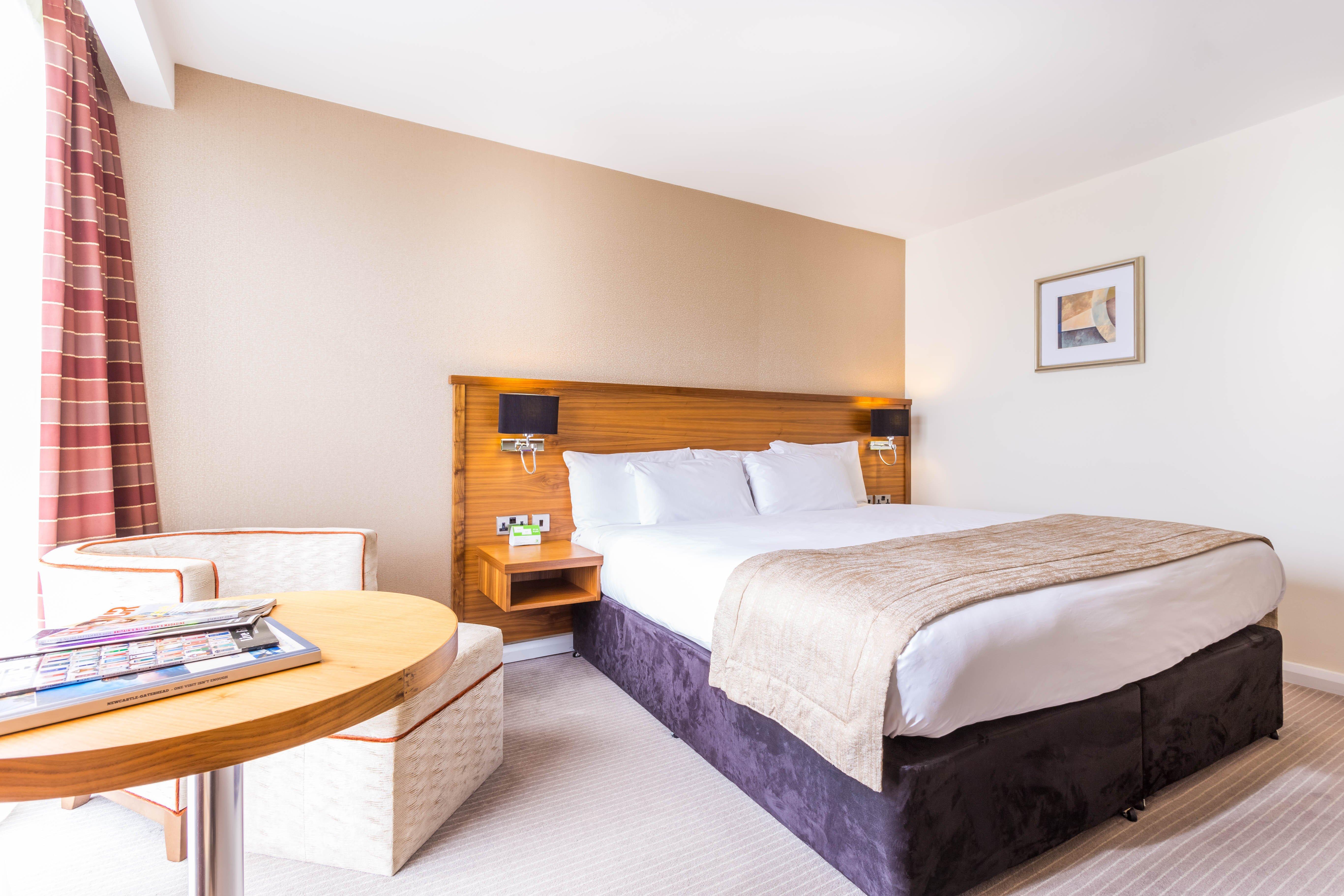 Holiday Inn Newcastle Gosforth Park By Ihg Seaton Burn Bagian luar foto